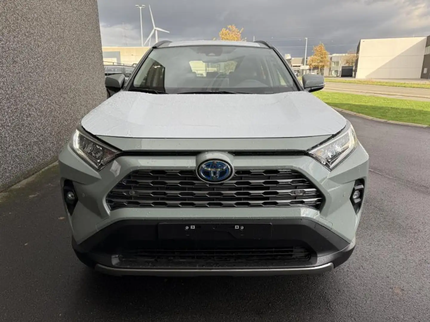 Toyota RAV 4 2.5 Hybrid 2WD Dynamic Plus Grün - 2