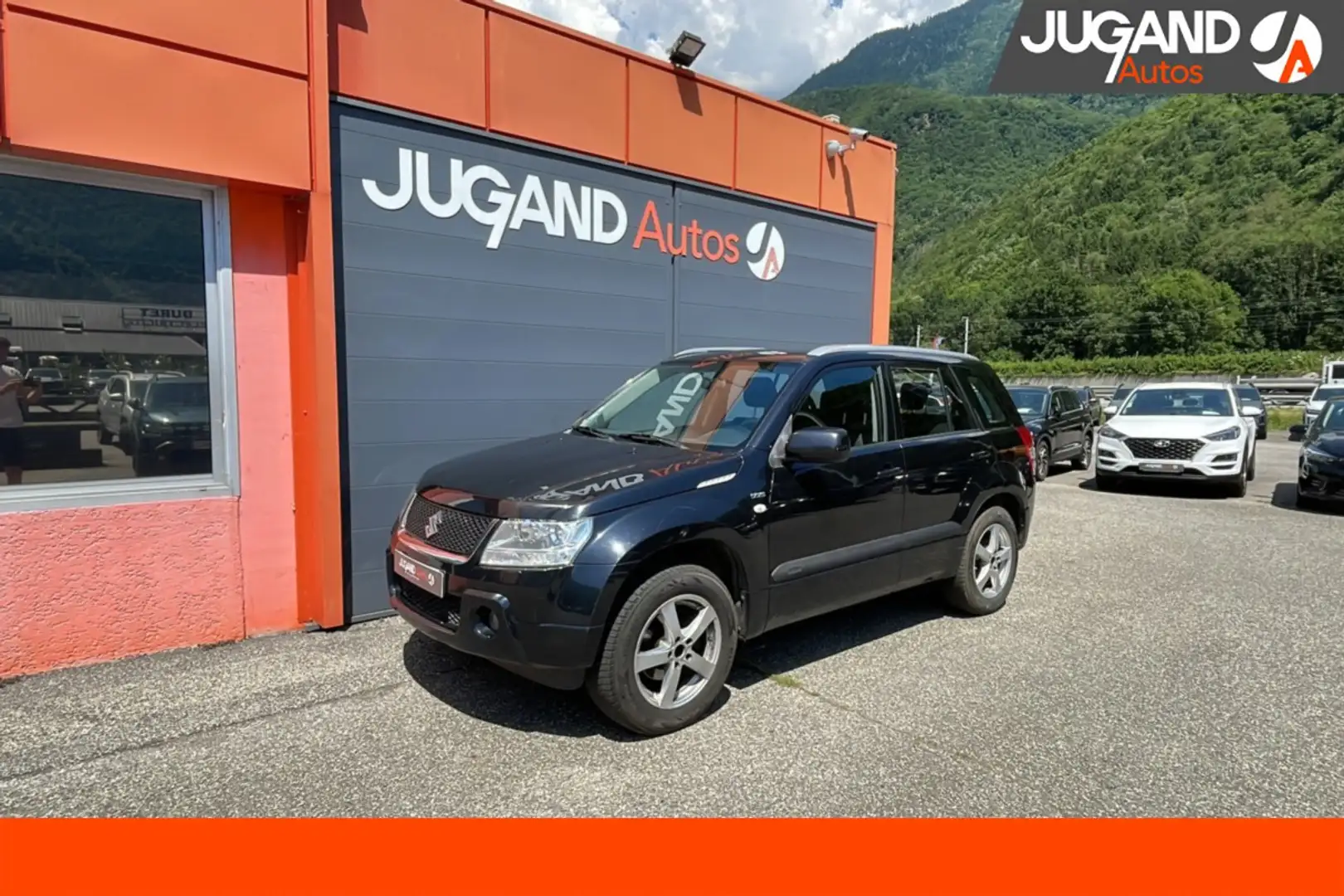 Suzuki Grand Vitara 1.9 DDIS 129 LUXE Zwart - 1