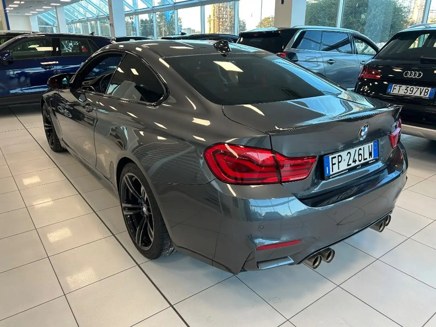 BMW M4 Coupé DKG MPerformance Grigio - 2