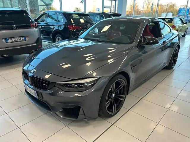 BMW M4 Coupé DKG MPerformance