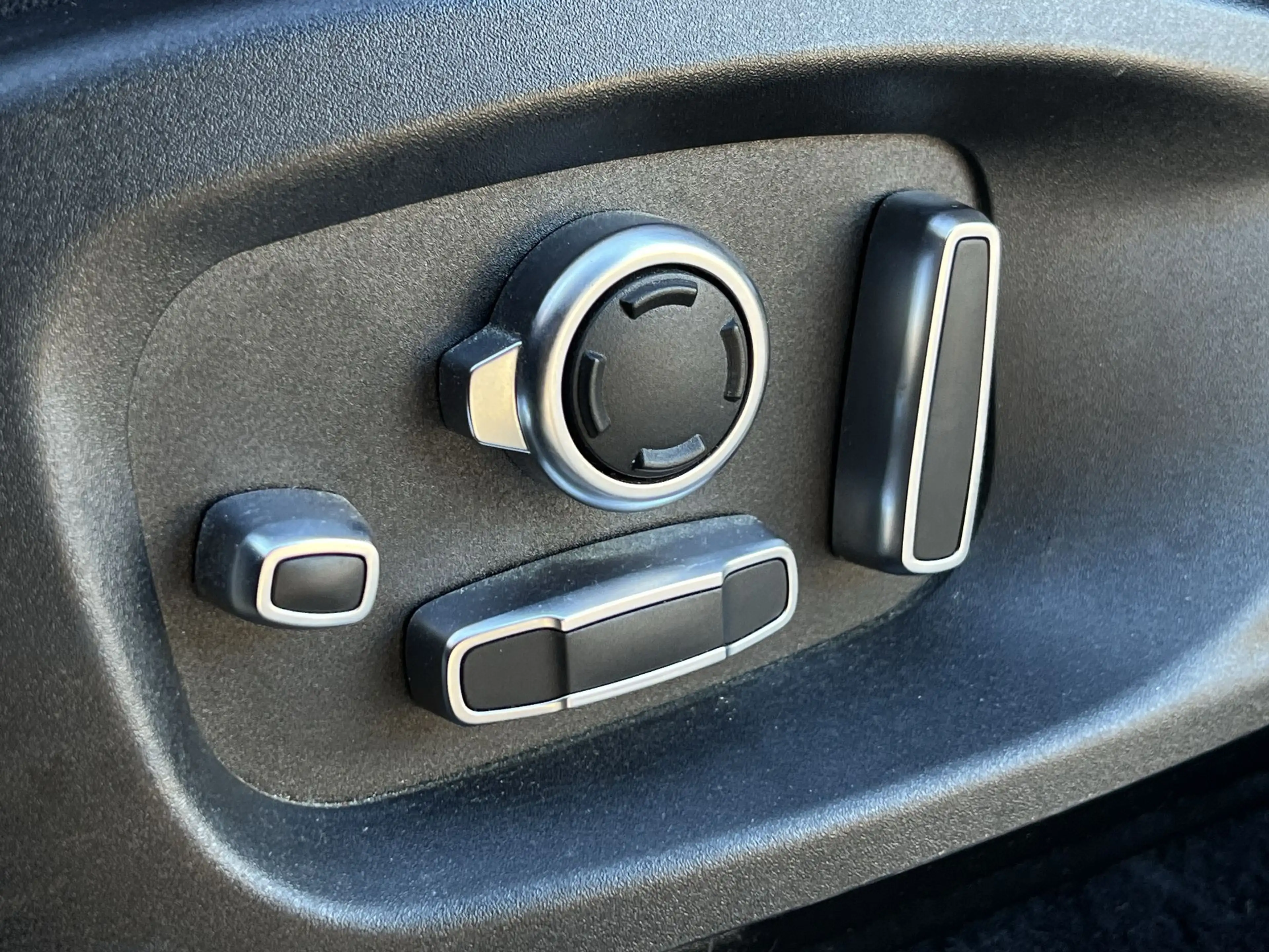 Jaguar E-Pace 2.0 D180 AWD First Edition | Pano | Automaat | Sto — photo 11