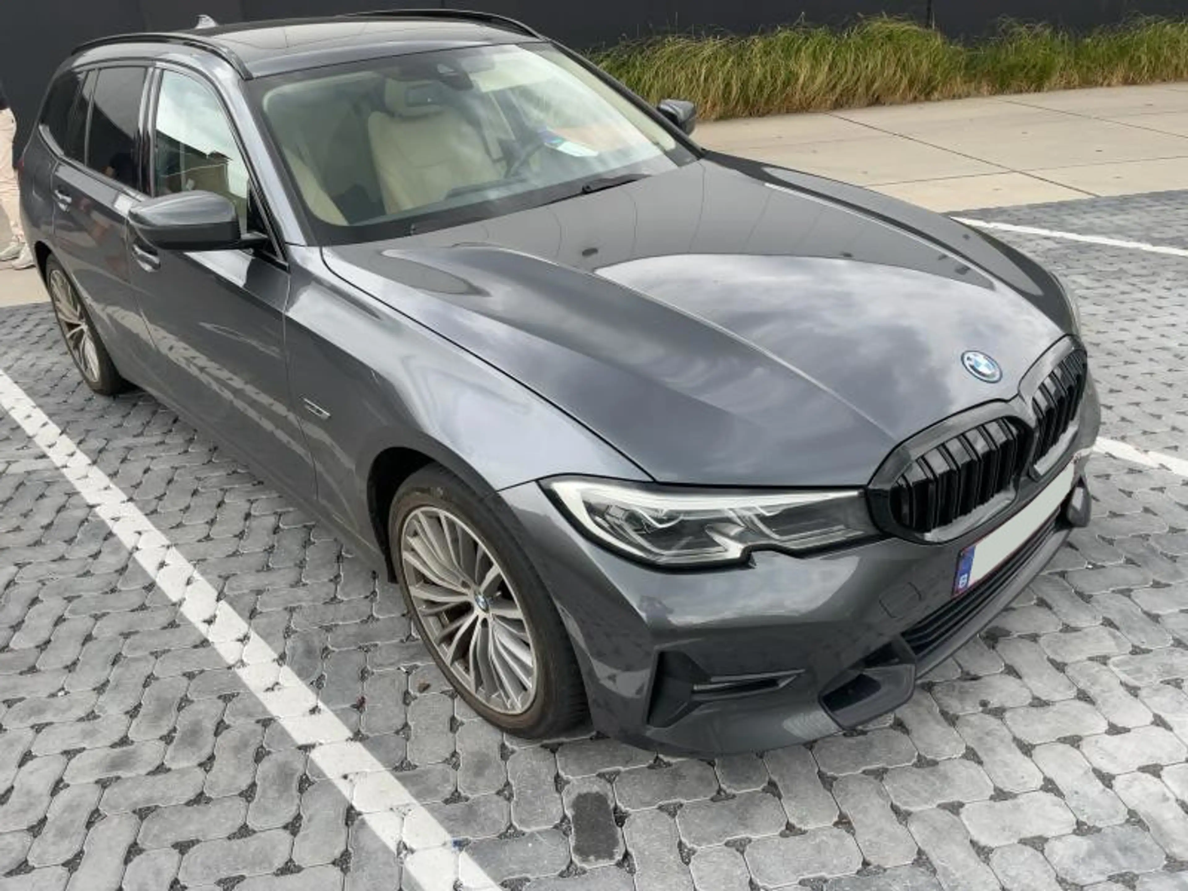 BMW 330 e Touring Sport Line xDrive /€14.990 netto / Pano / Leder / Head-Up / ...