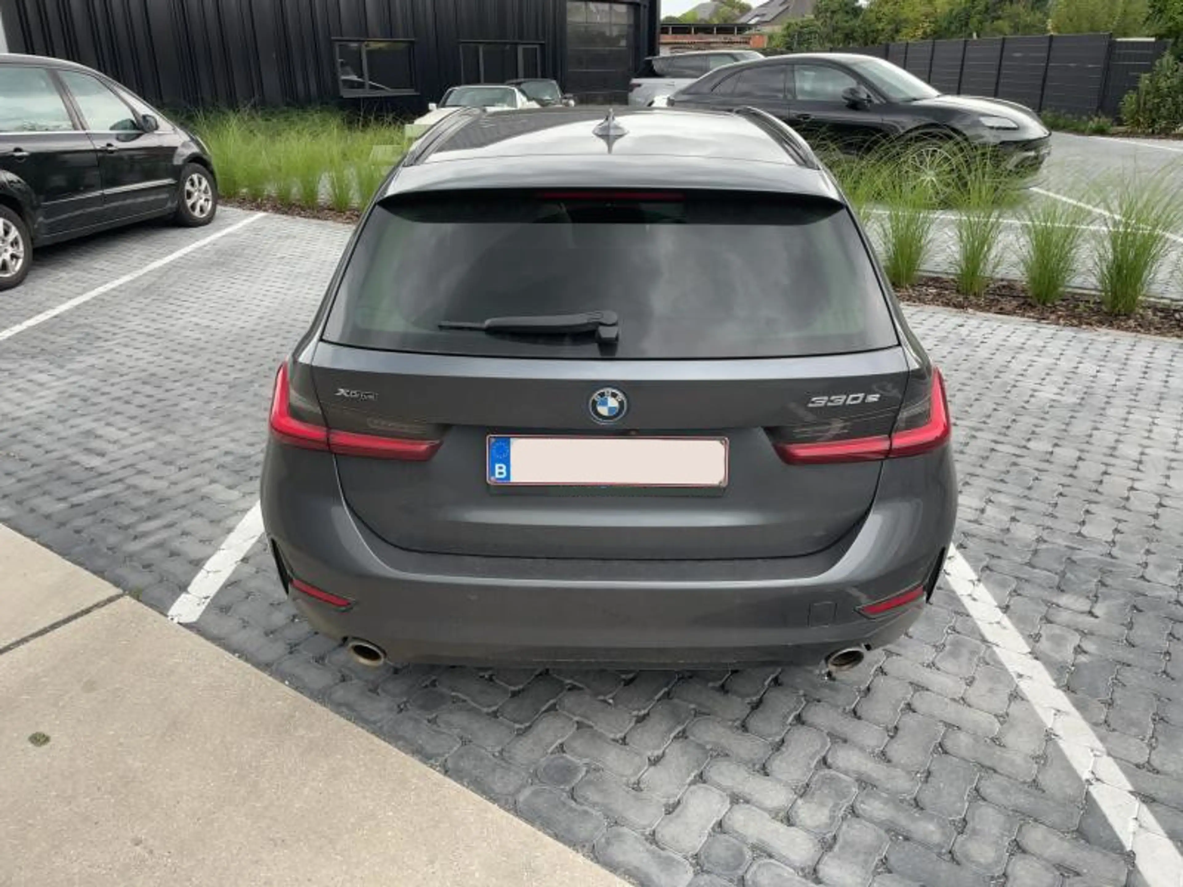 BMW 330 e Touring Sport Line xDrive /€14.990 netto / Pano / Leder / Head-Up / ... — photo 3