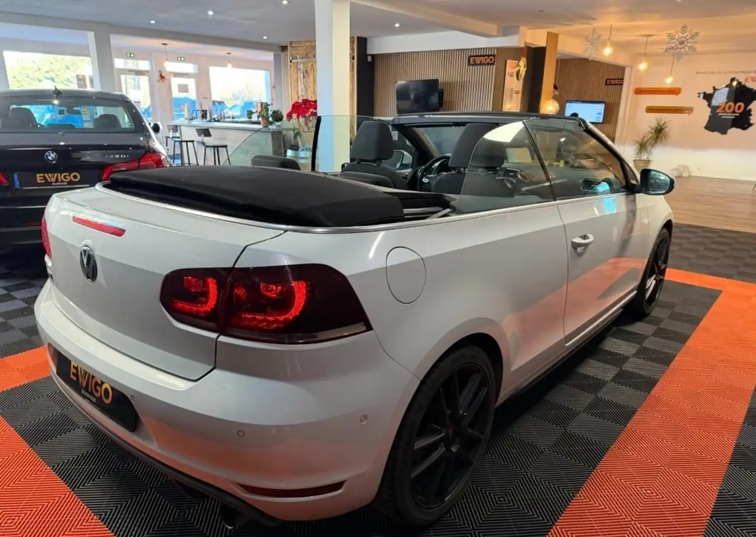 Volkswagen Golf CABRIOLET 2.0 TSI 210 GTI - 2