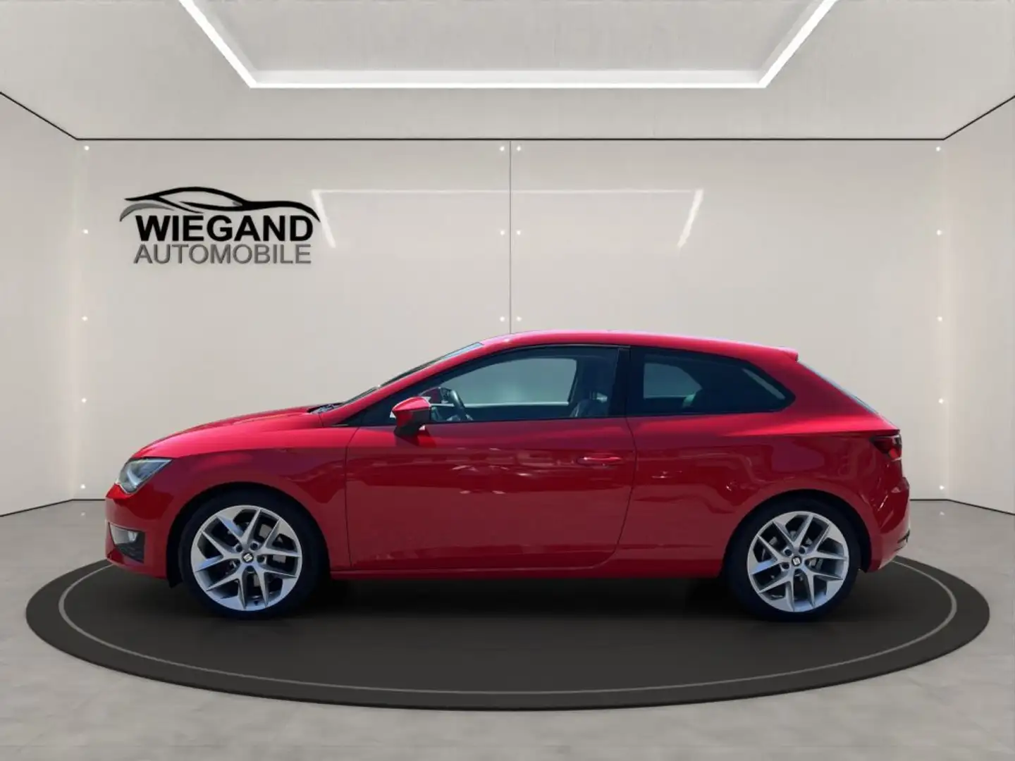 SEAT Leon SC 1.8 TSI DSG FR+LED+NAVI+ALCANTARA+WINTER Rot - 2
