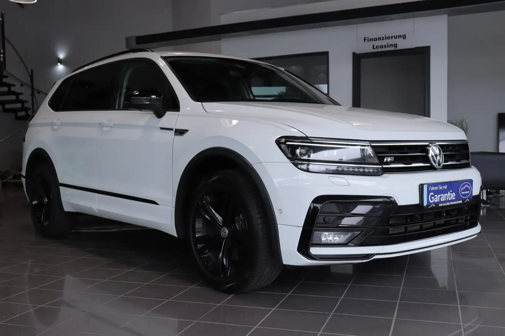 Volkswagen Tiguan Allspace Tiguan Allsp 2.0 TDI Highline 4Mot* R-LINE*BLACK Weiß - 2