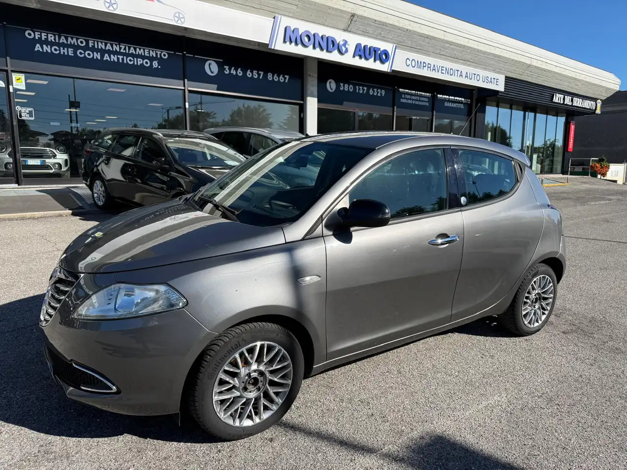 Lancia Ypsilon
