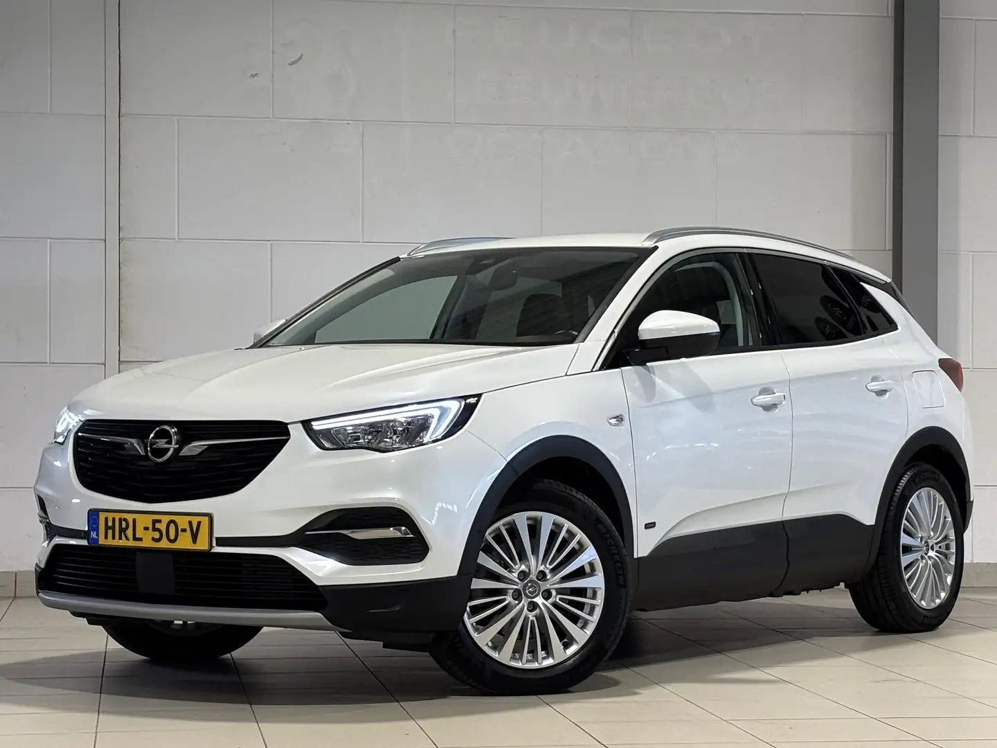 Opel Grandland X Innovation 1.6 HYbrid PHEV 225pk e-EAT8 | AGR-COMF Weiß - 2