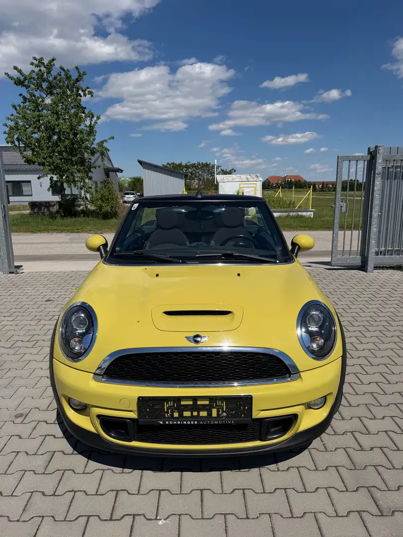 MINI Cooper S Gelb - 2