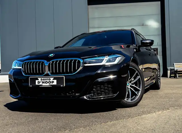 BMW 520 i TOURING | M SPORT | PANO | HUD | LASER | ACC