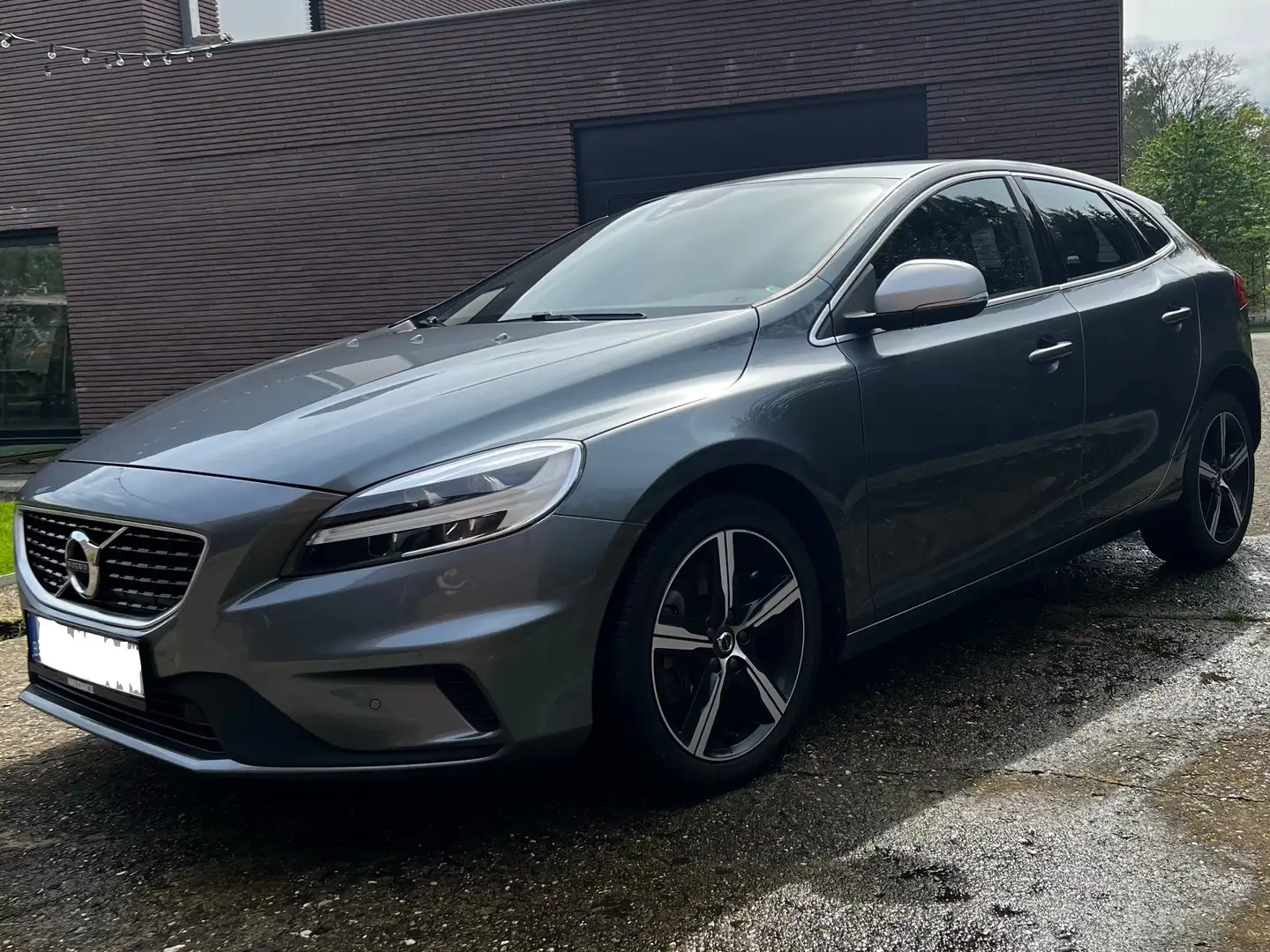 Volvo V40 V40 T2 Sport Edition Geartronic Gris - 1