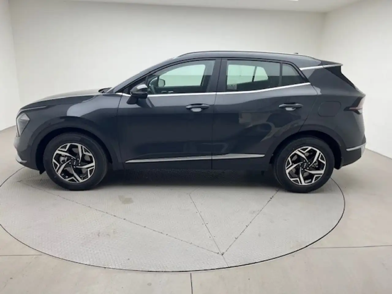 Kia Sportage 1.6 T-GDI 160 PS Mild Hybrid Vision ***0 3