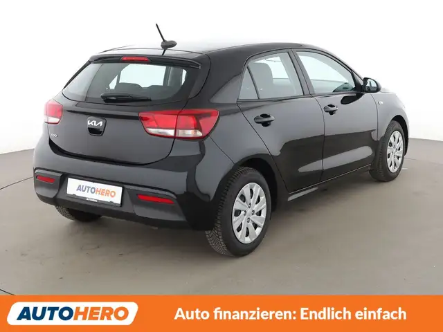 Kia Rio view 6