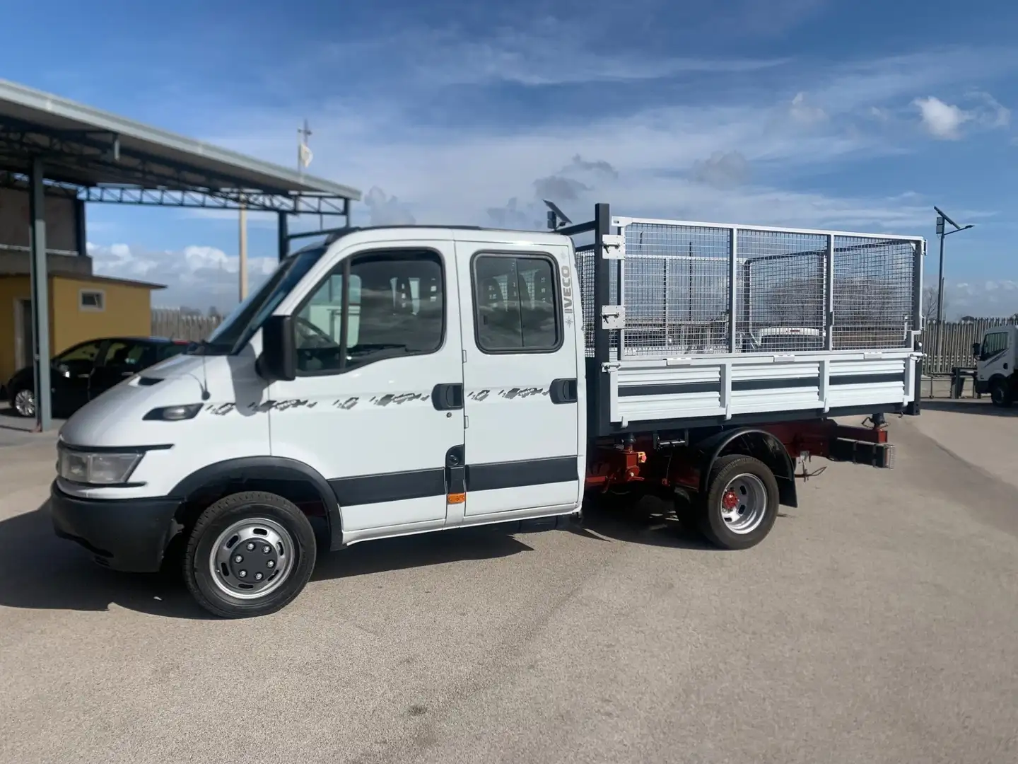Iveco daily doppia cabina ribaltabile con sovra sponde Blanc - 2