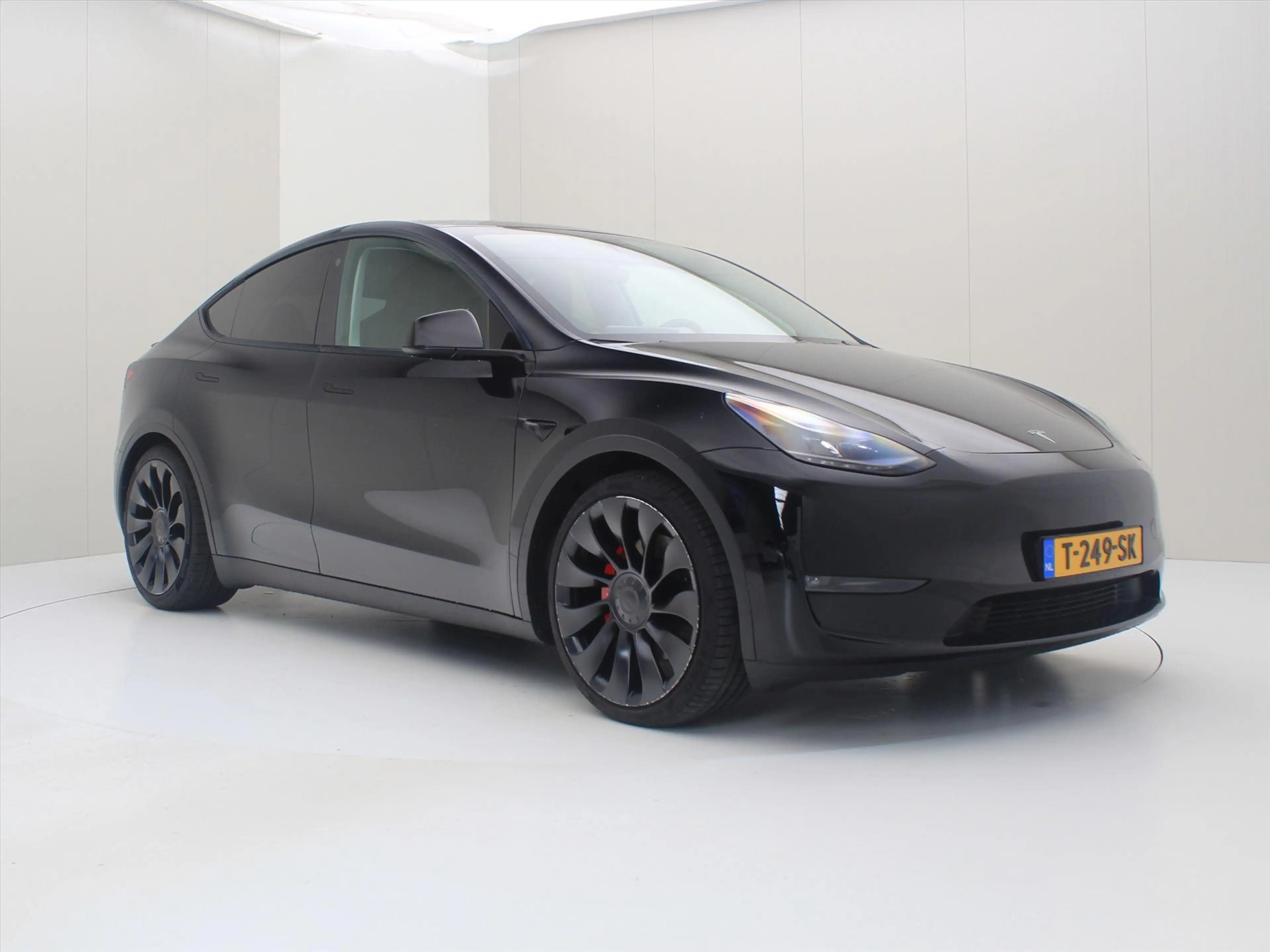 Tesla Model Y Performance 534pk AWD [ TREKHAAK+AUTOPILOT+21 INCH — photo 4