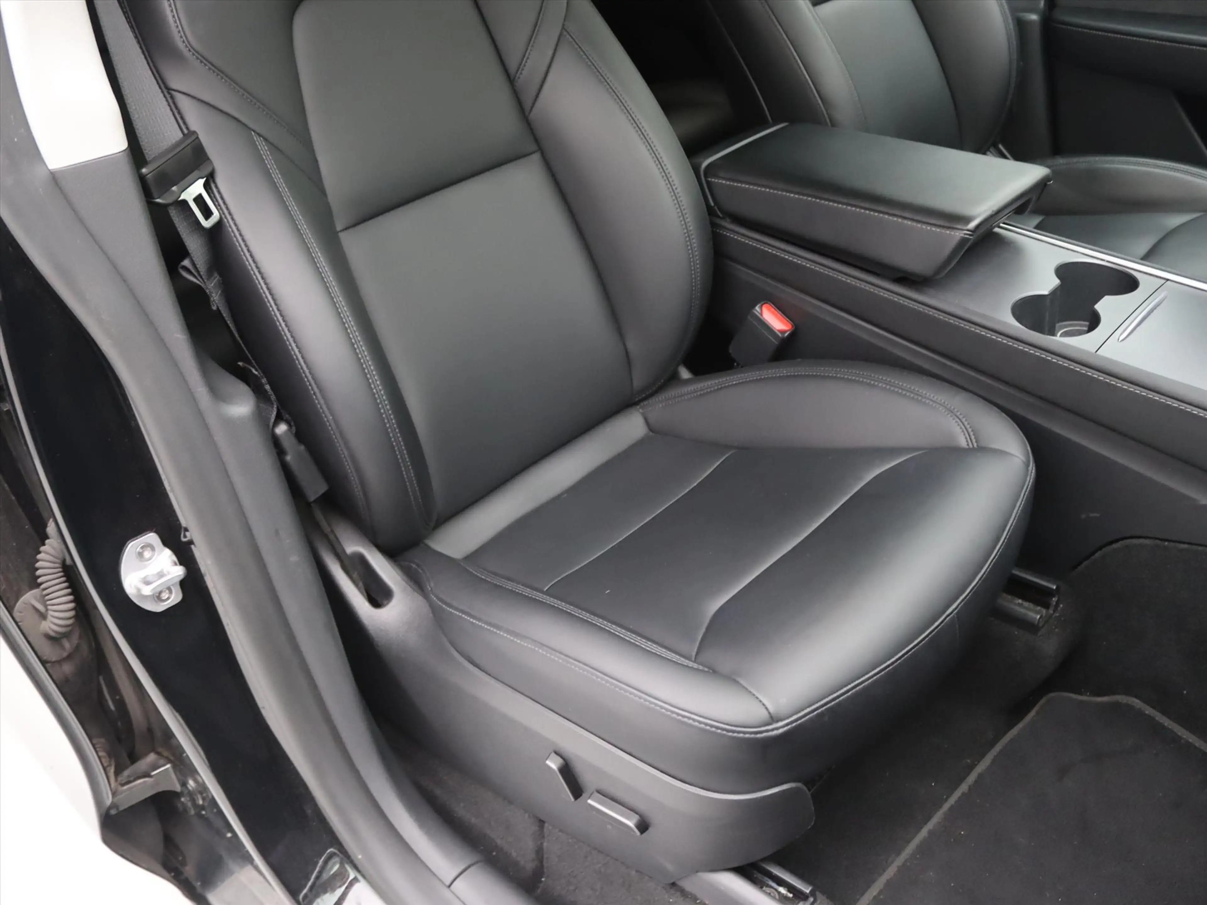 Tesla Model Y Performance 534pk AWD [ TREKHAAK+AUTOPILOT+21 INCH — photo 15