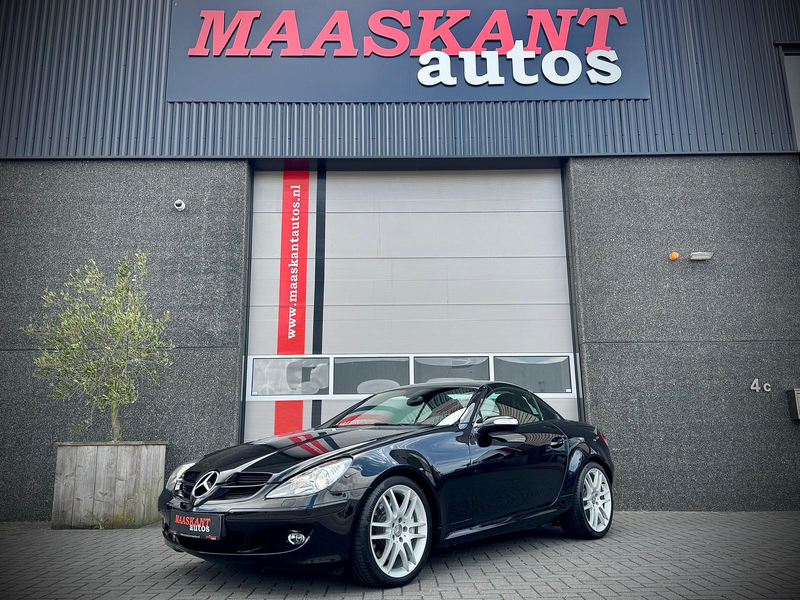 Mercedes-Benz SLK 280 Roadster / Sportpack / Airscarf / Harman Kardon / — photo 4