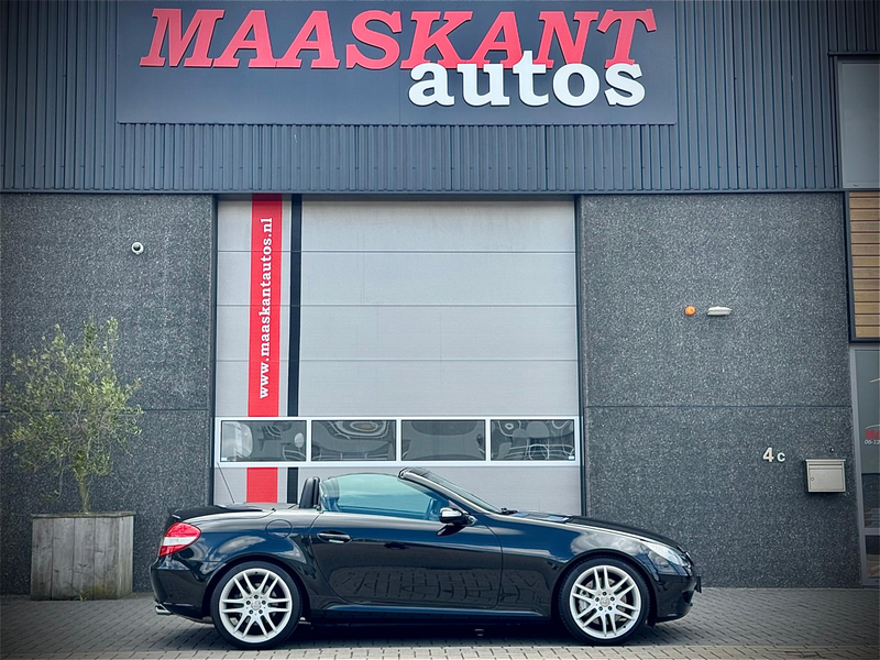 Mercedes-Benz SLK 280 Roadster / Sportpack / Airscarf / Harman Kardon /