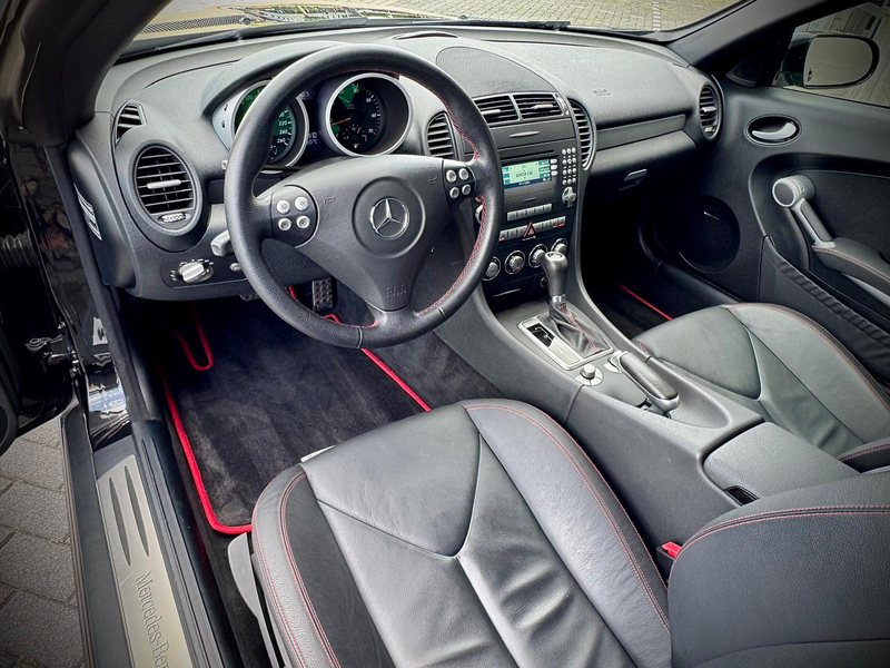 Mercedes-Benz SLK 280 Roadster / Sportpack / Airscarf / Harman Kardon / — photo 23