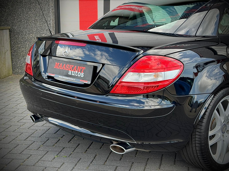 Mercedes-Benz SLK 280 Roadster / Sportpack / Airscarf / Harman Kardon / — photo 10