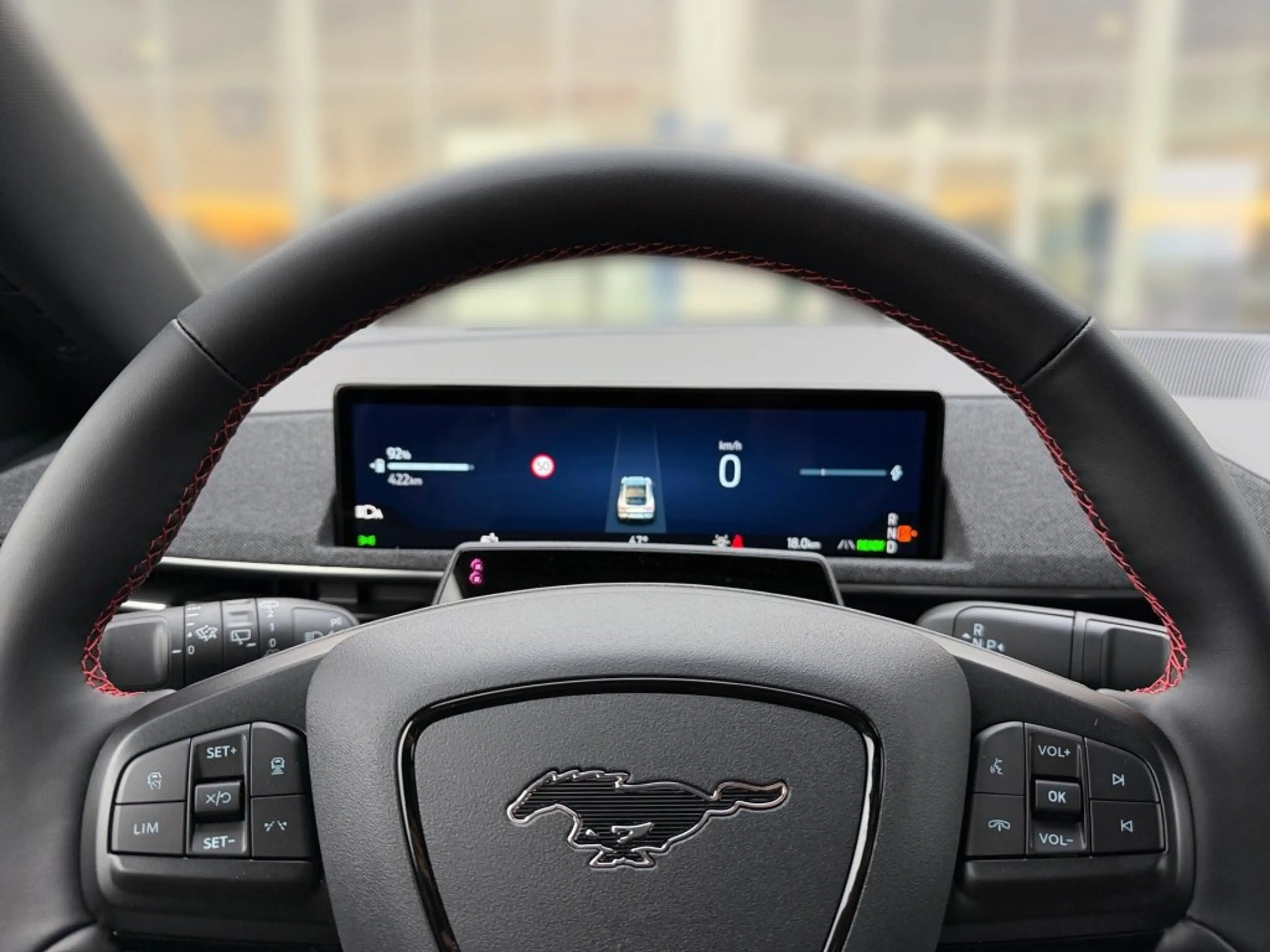 Ford Mustang Mach-E 88kWh Premium Extended Range RWD — photo 12