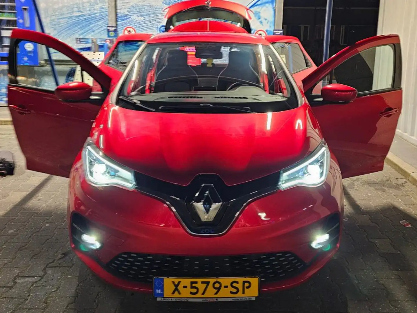 Renault ZOE Renault ZOE ZE50 R135 Bose Rood - 1