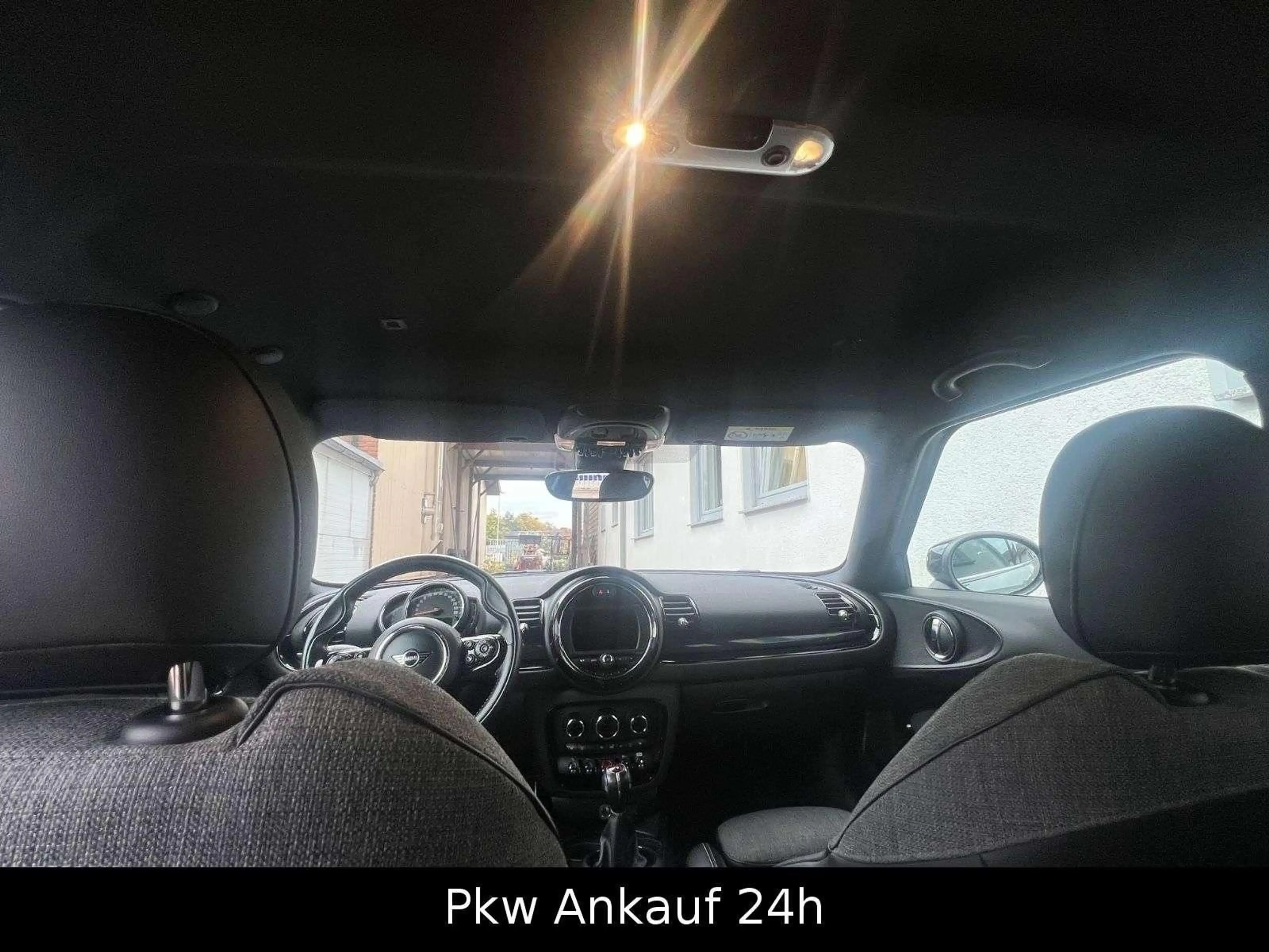 MINI Cooper D Clubman D Clubman — photo 13