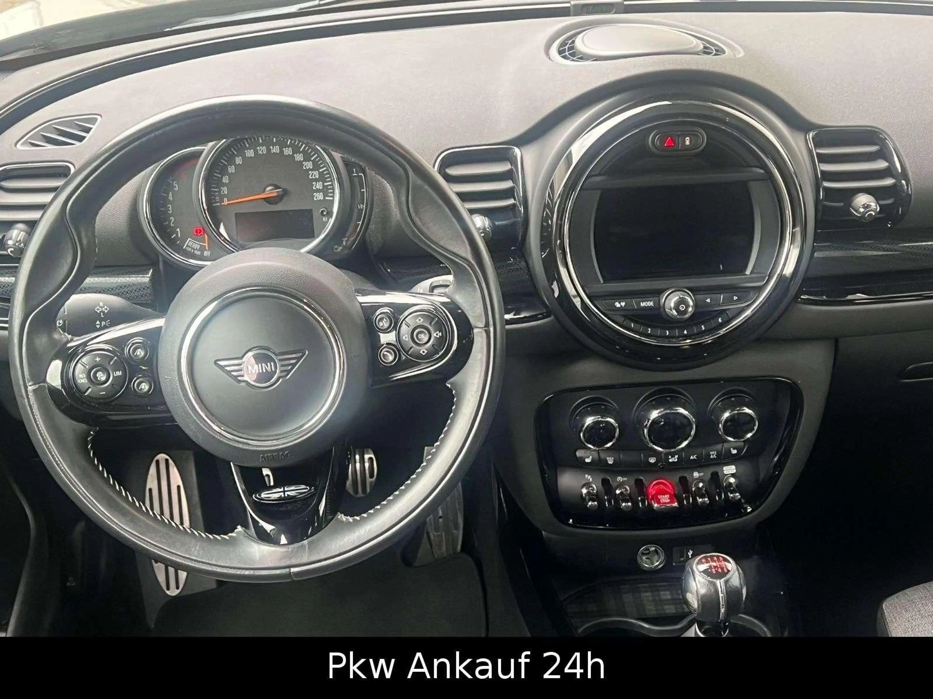 MINI Cooper D Clubman D Clubman — photo 12
