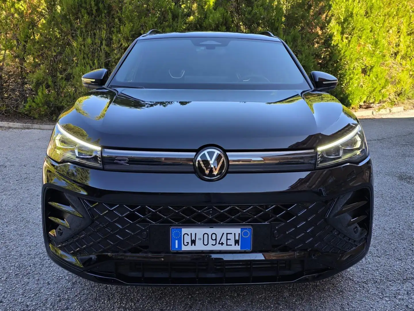 Volkswagen Tiguan Allspace Tiguan III 2024 2.0 tdi R-Line 4motion 193cv dsg Noir - 2