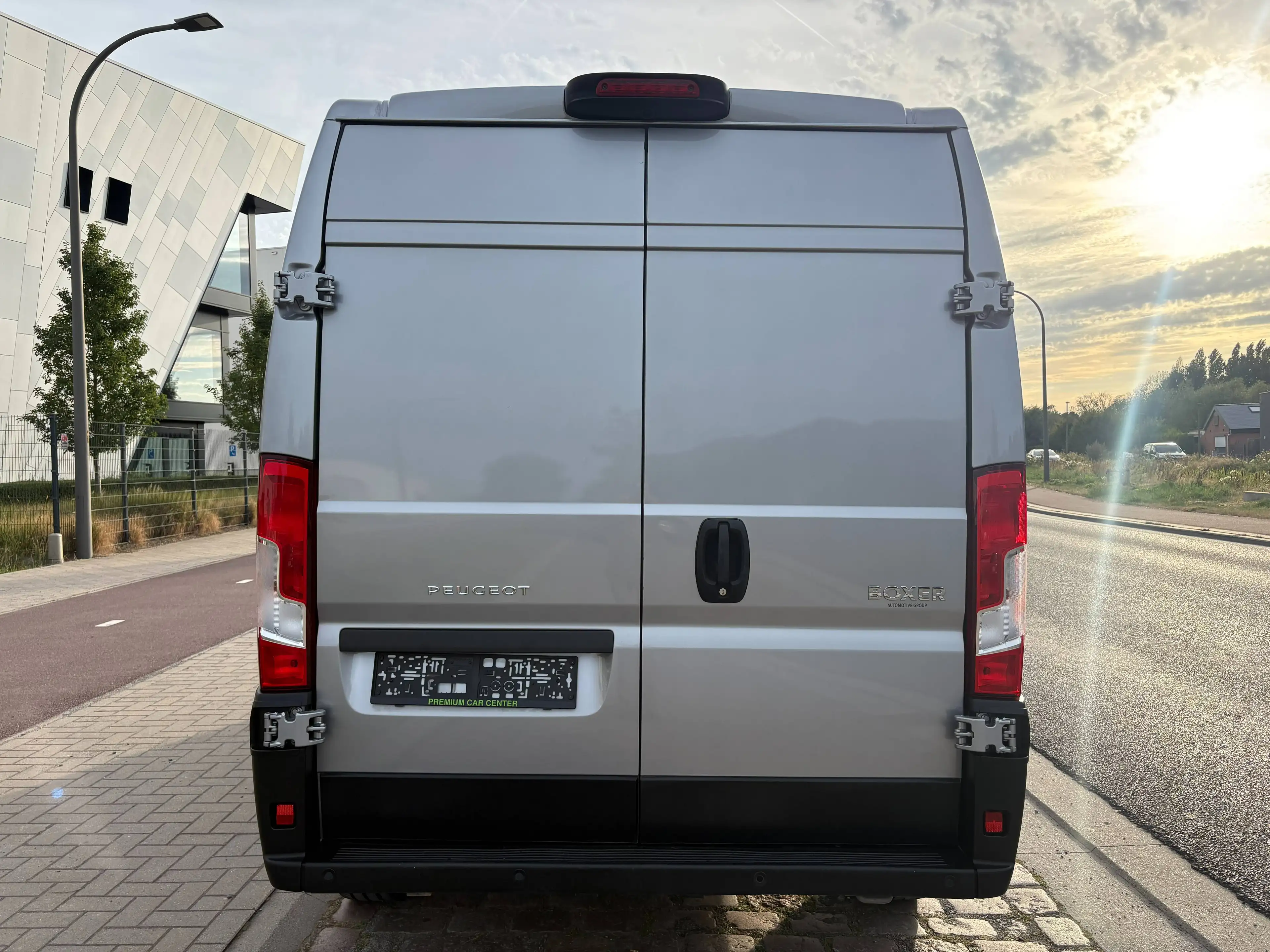 Peugeot Boxer 2.2 BlueHDi L2H2 Premium S/S / 12 Maanden Garantie / Weinig Kilometers / Gekeurd / — photo 12