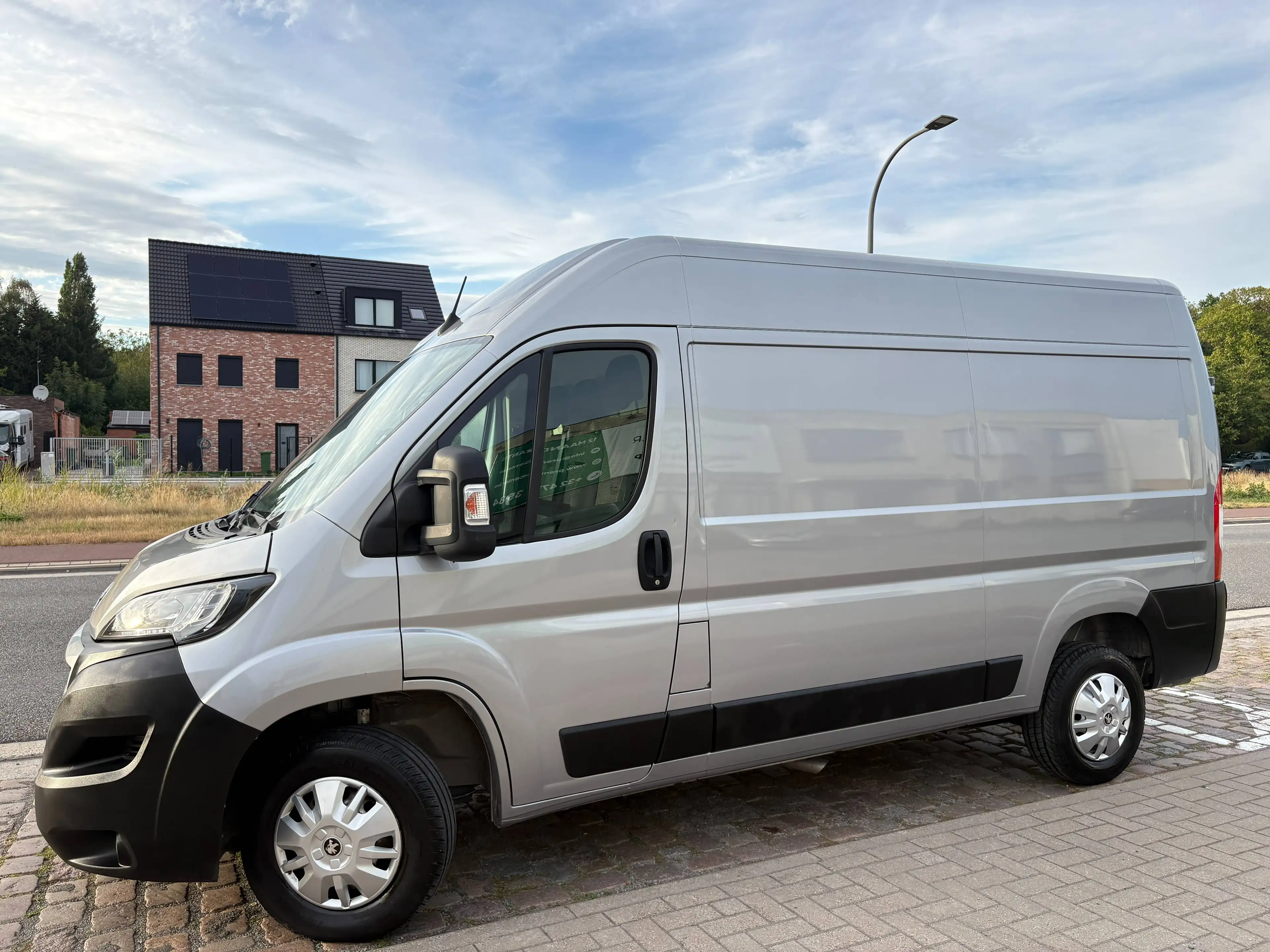 Peugeot Boxer 2.2 BlueHDi L2H2 Premium S/S / 12 Maanden Garantie / Weinig Kilometers / Gekeurd / — photo 2