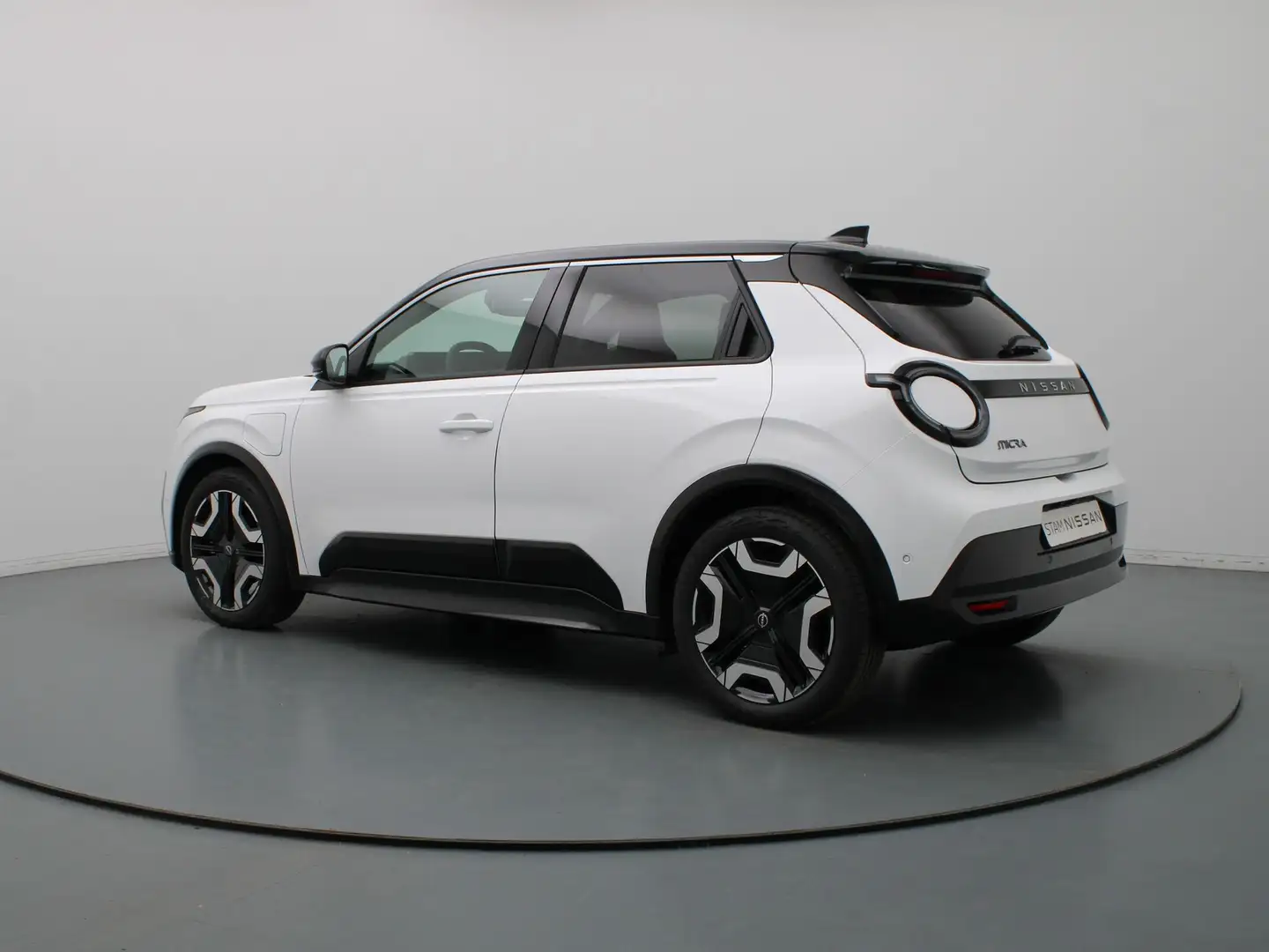 Nissan Micra EVOLVE 52 kWh Automaat Harman Kardon | Camera | Ad Белый - 2