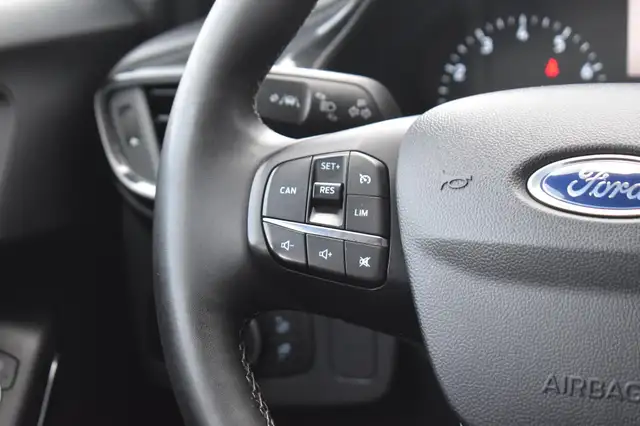 Ford Puma view 13