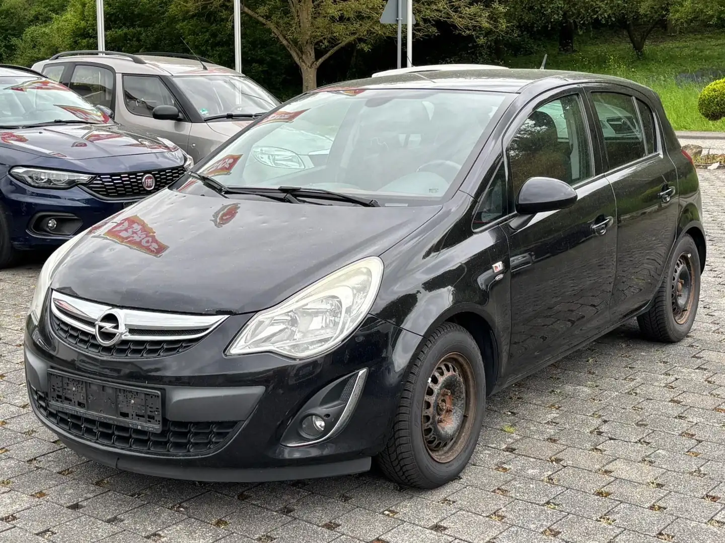 Opel Corsa D Satellite Schwarz - 1