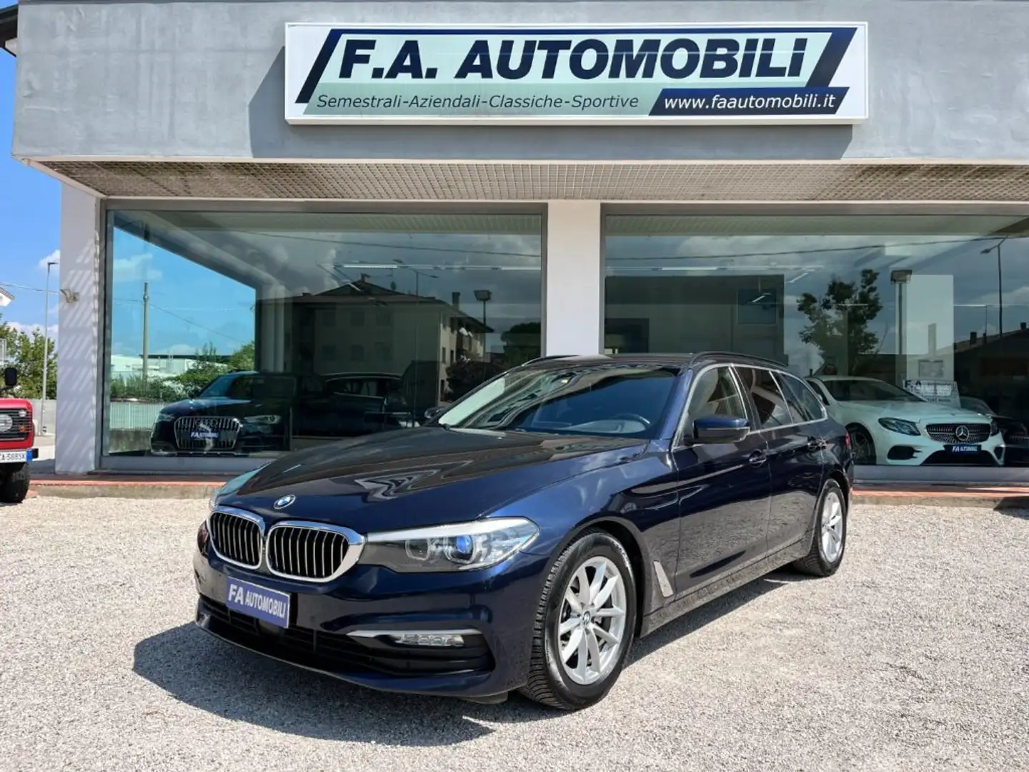 BMW 520 d Touring Business aut. *HEAD-UP *360° *ACC CRUIS Blu/Azzurro - 1
