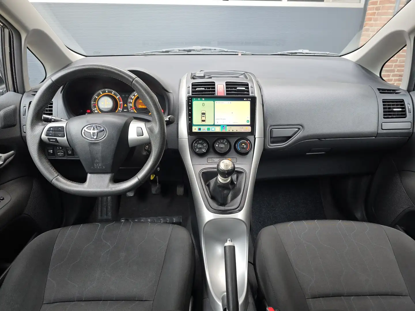 Toyota Auris 1.3 Comfort Apk |Nap |5DR |Carplay |Trekhaak Grau - 2