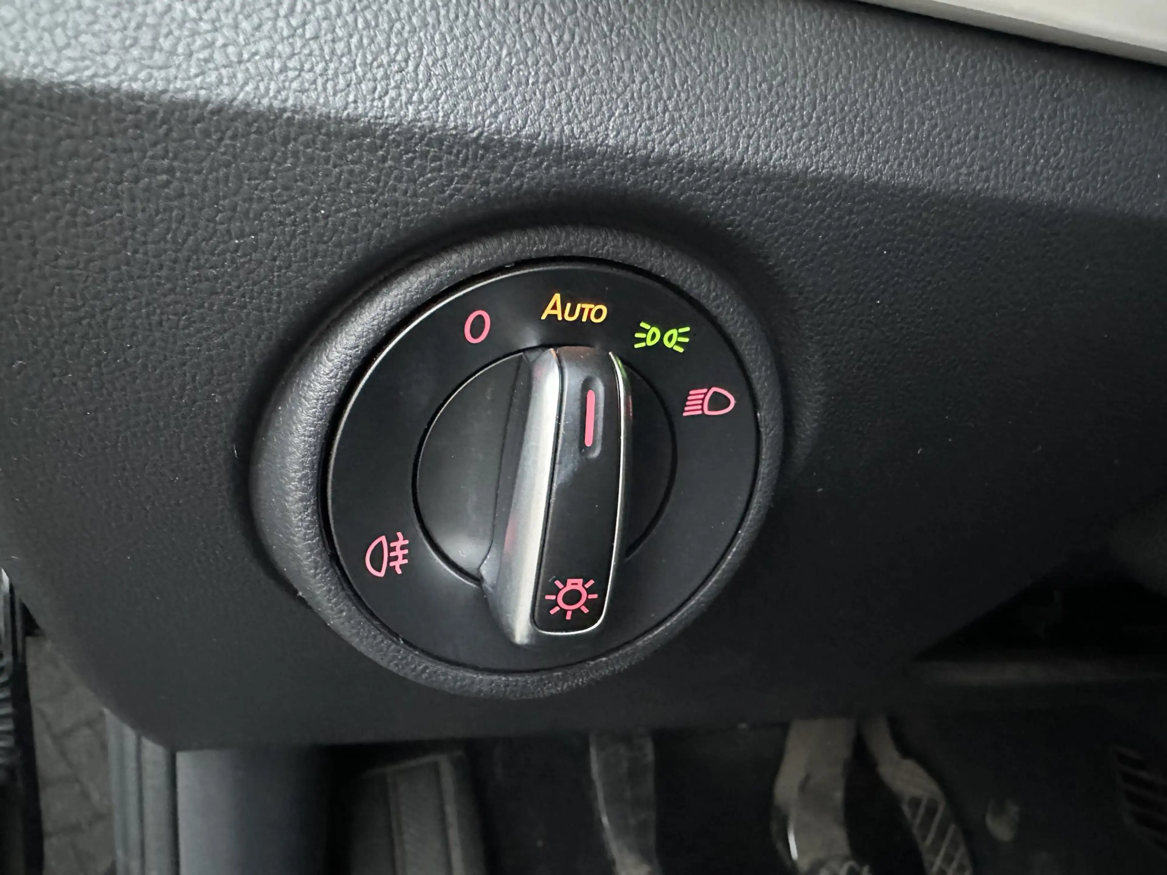 SEAT Mii 1.0 Sport Intense 5drs 1eEig|Beats|Bluetooth|Stoel — photo 19