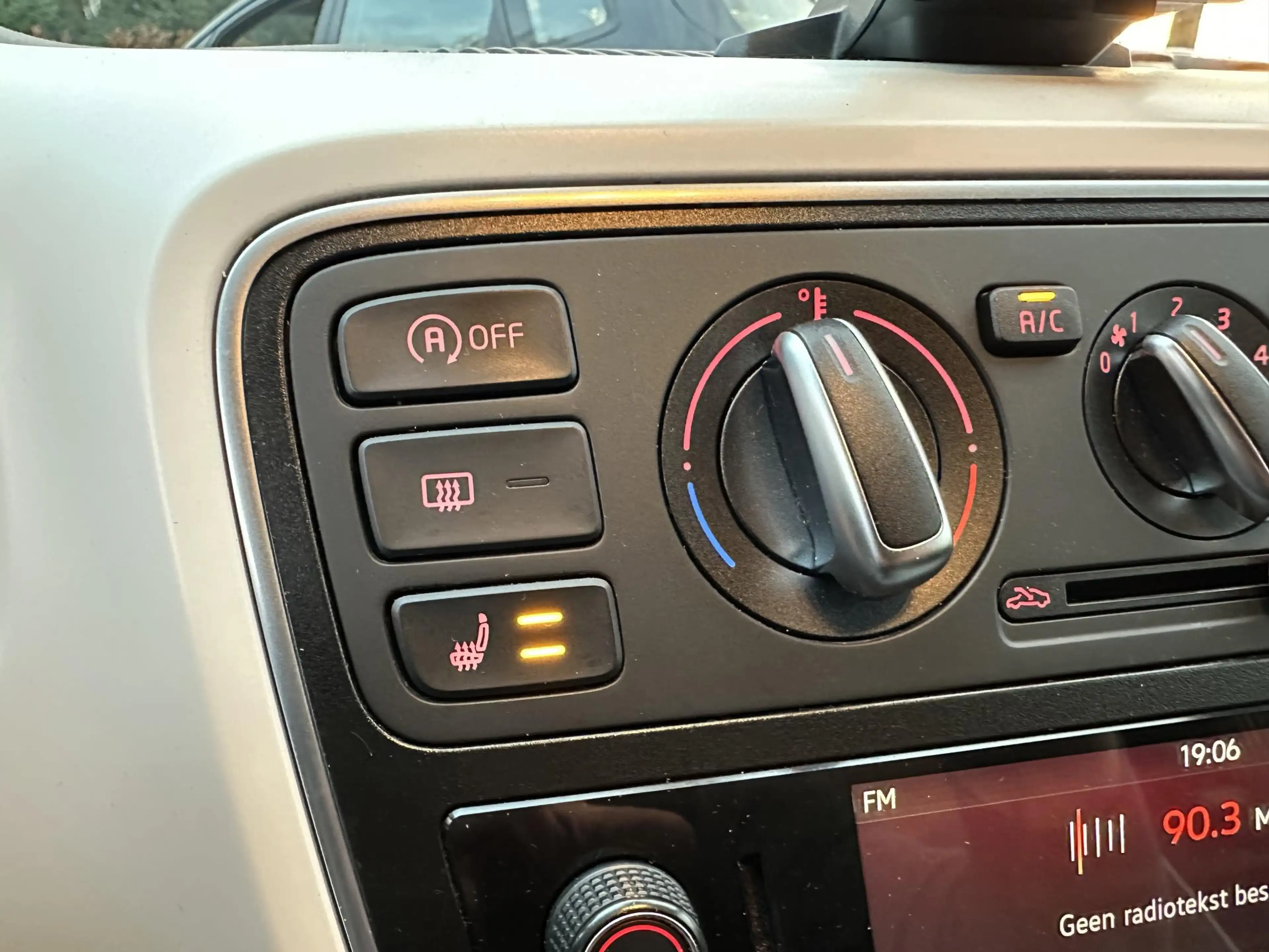 SEAT Mii 1.0 Sport Intense 5drs 1eEig|Beats|Bluetooth|Stoel — photo 24