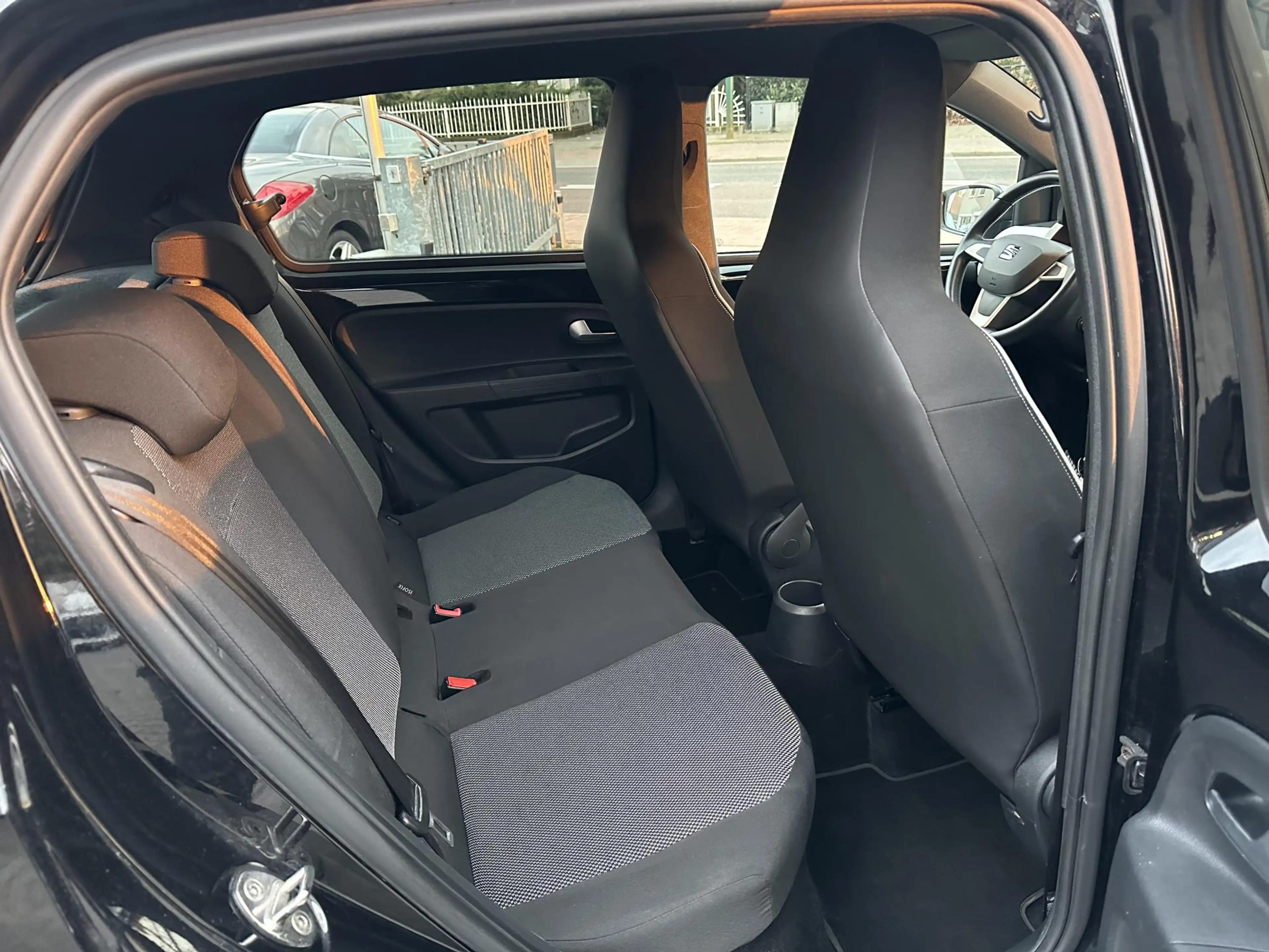 SEAT Mii 1.0 Sport Intense 5drs 1eEig|Beats|Bluetooth|Stoel — photo 14