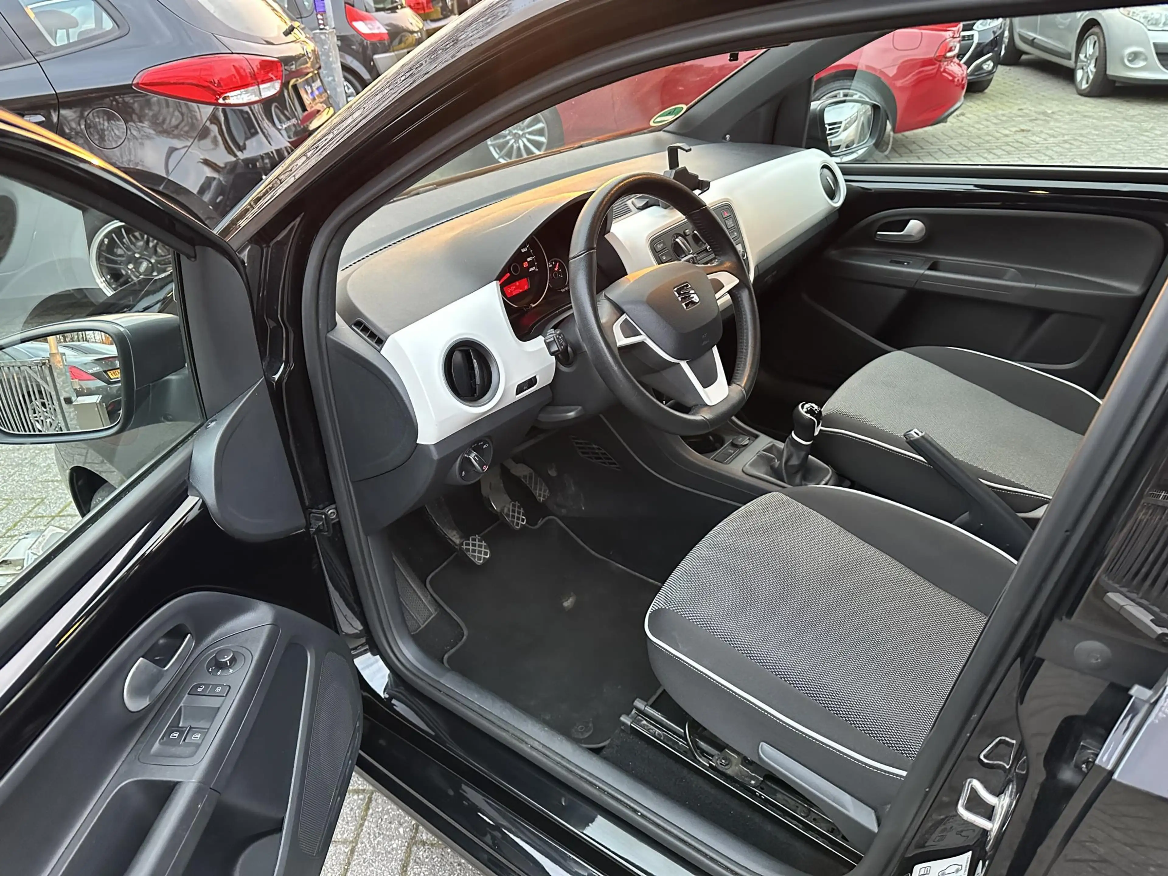 SEAT Mii 1.0 Sport Intense 5drs 1eEig|Beats|Bluetooth|Stoel — photo 16