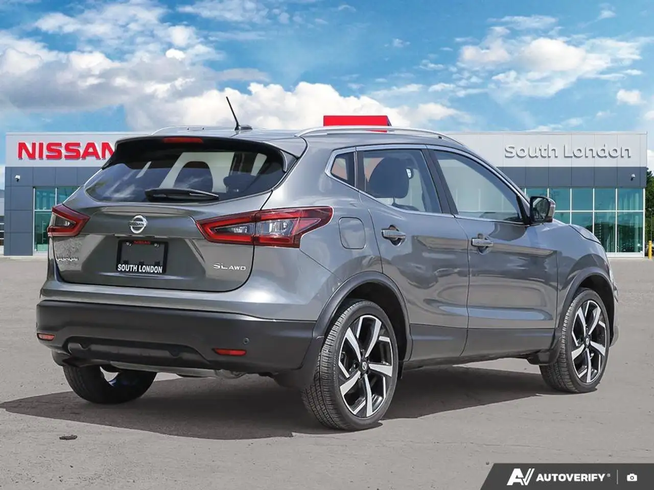 Nissan Qashqai снимка Nissan Qashqai