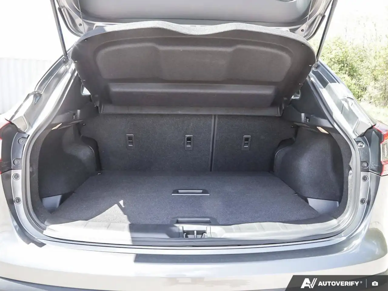 Nissan Qashqai снимка Nissan Qashqai