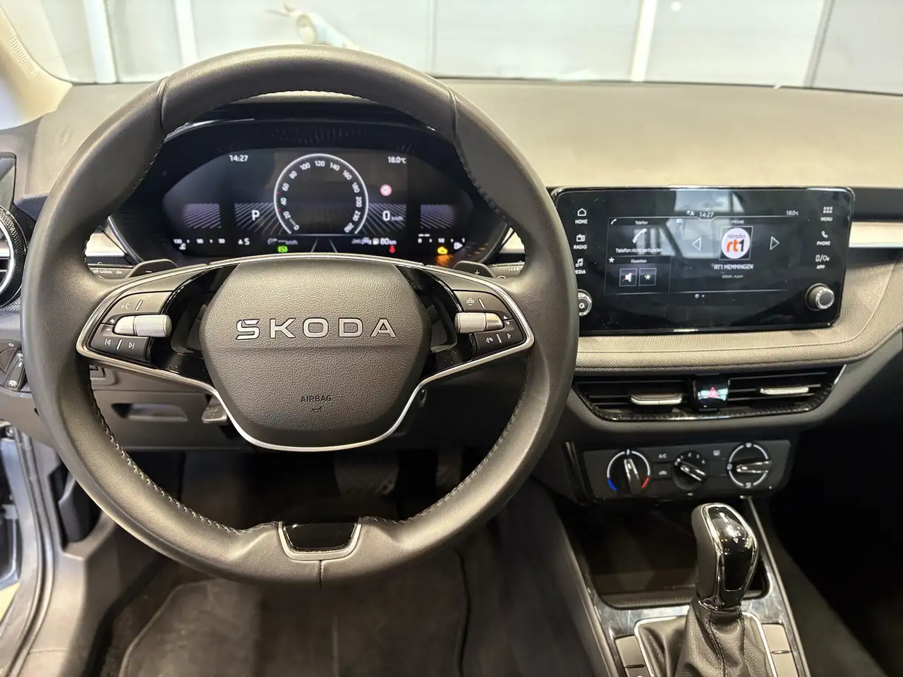 Skoda Fabia 1,0TSI DSG Selection PDC Anschlussgarantie, миниатюра 8