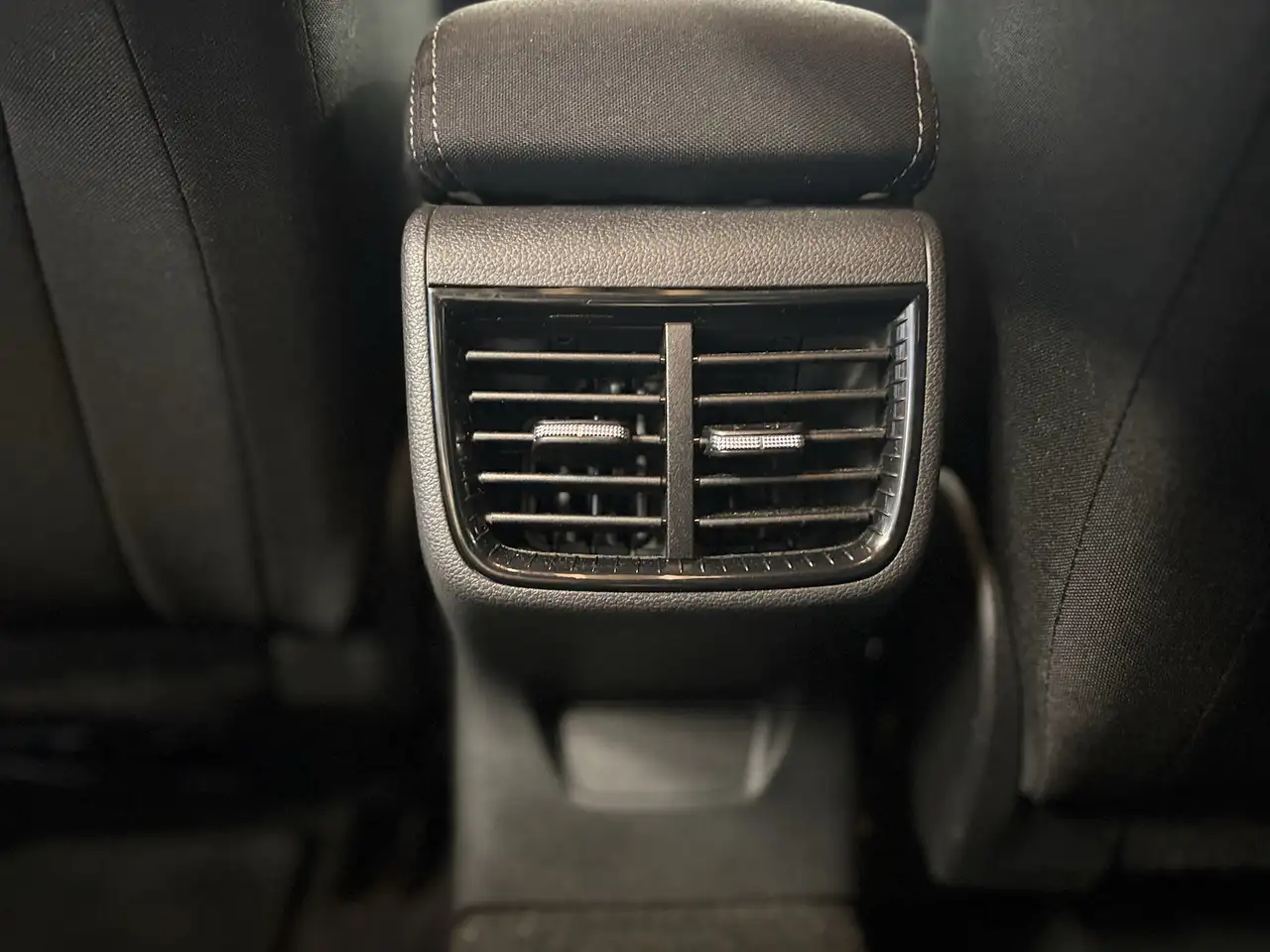Skoda Fabia 1,0TSI DSG Selection PDC Anschlussgarantie, миниатюра 26