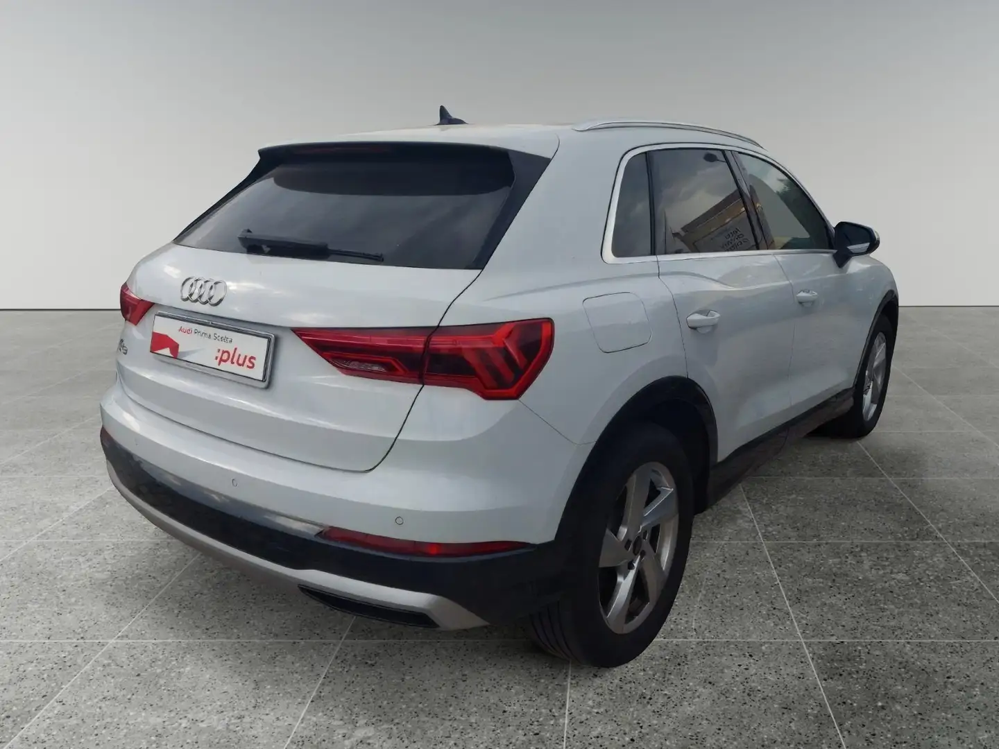 Audi Q3 35 TDI S tronic Business Advanced Wit - 2