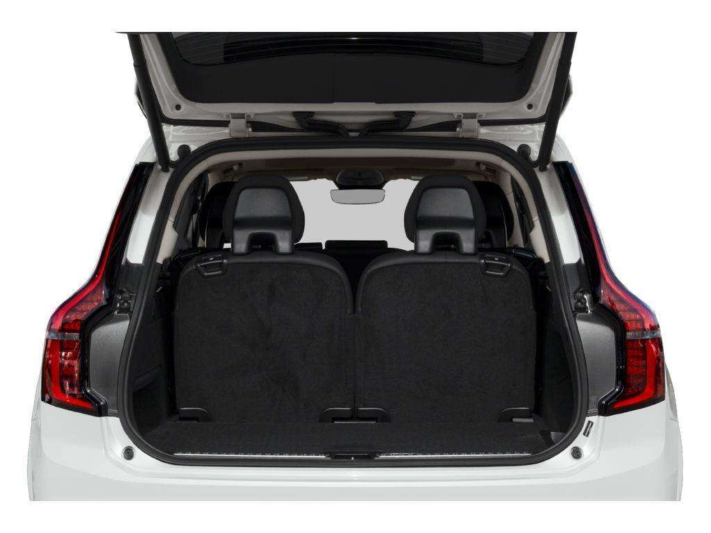 2026 Volvo XC90 B6 Ultra Bright Theme thumb 8