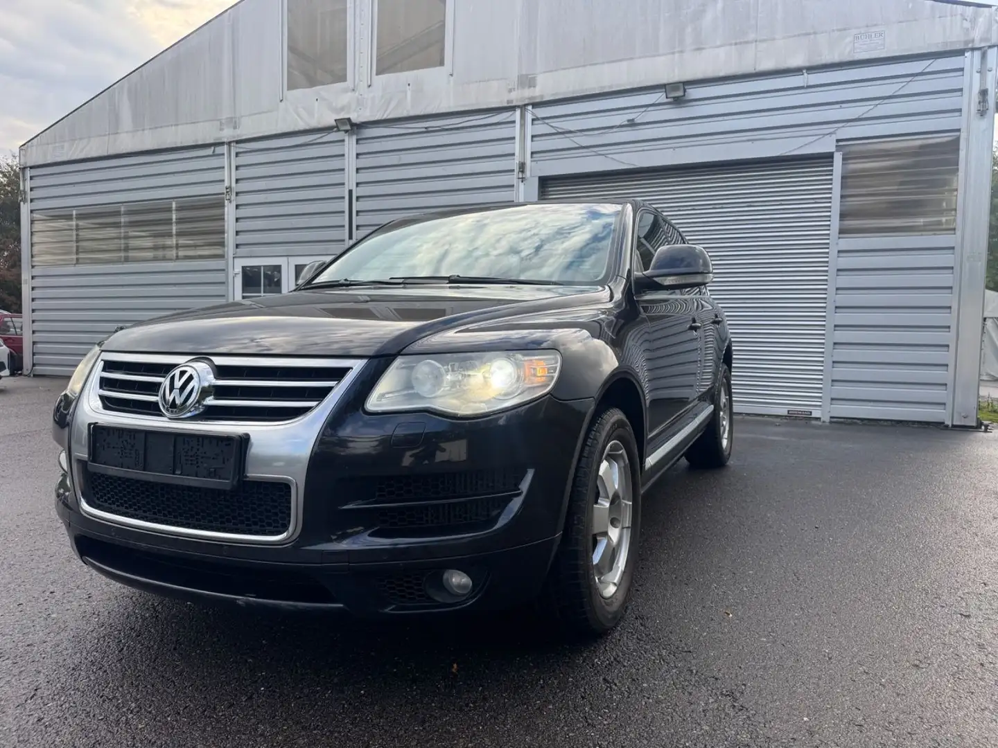 Volkswagen Touareg V6 TDI Schwarz - 1
