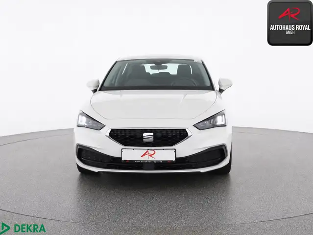 Seat Leon view 8