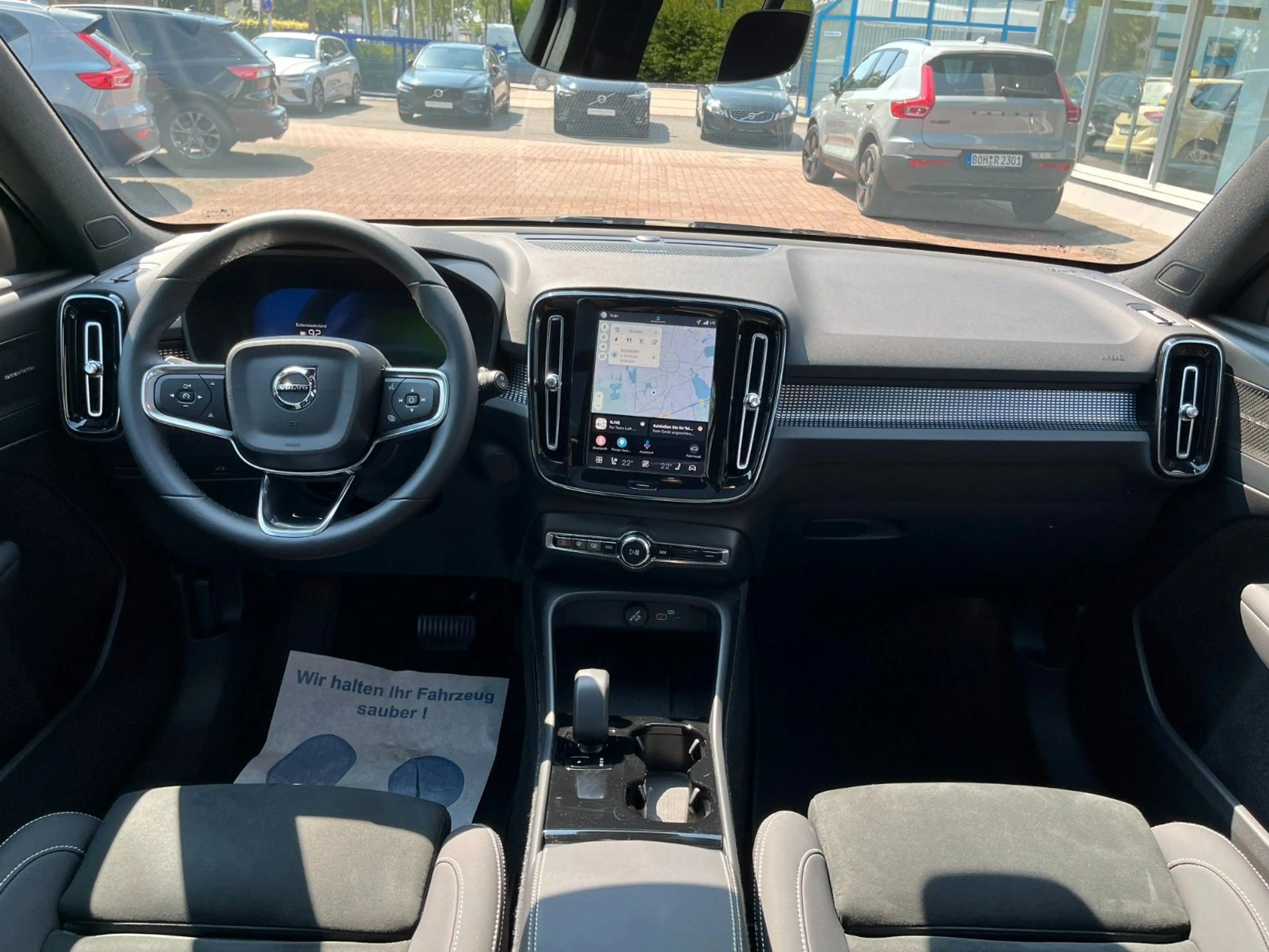 Volvo EX40 Ultra Black Edition Twin Motor — photo 27