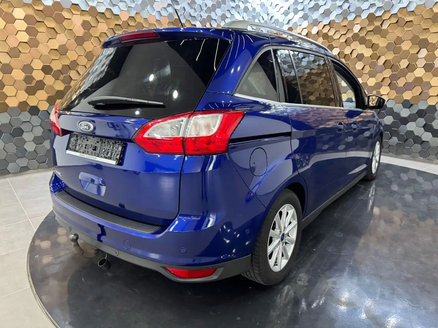 Ford Grand C-Max Titanium *Navi*AHK*7-Sitzer* Blauw - 2